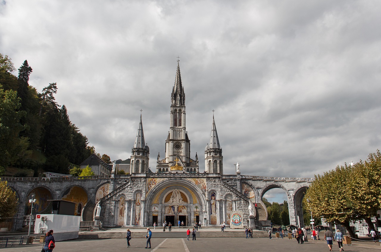 Lourdes 164° Anniversario Apparizione